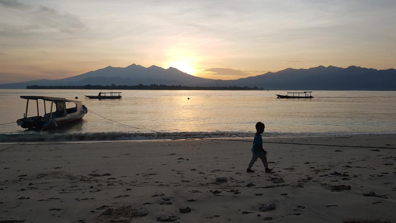 Run Gilis Apartment Gili Meno Exterior foto